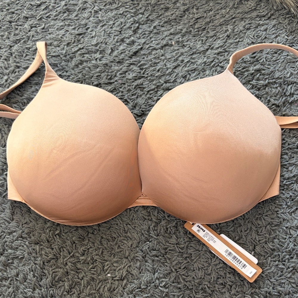 Skims Ultimate Push Up Plunge Bra